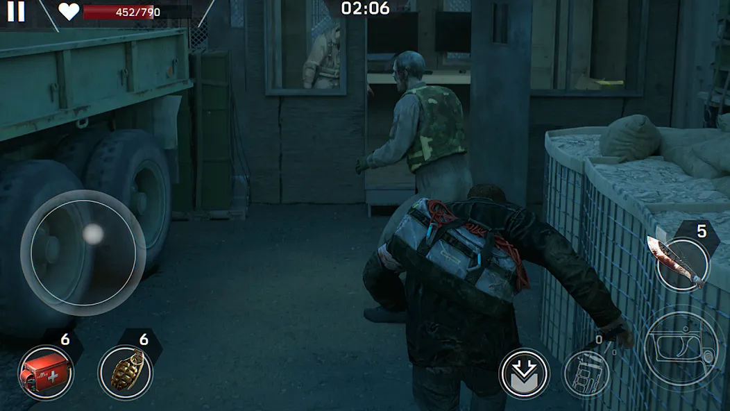 Left to Survive: Zombie Games [MOD: безлимитные ресурсы и оружие] Screenshot 2